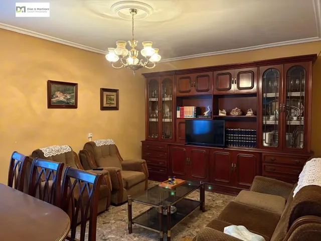 CASA CON AMPLIO TERRENO PRÓXIMA A LEÓN — 14