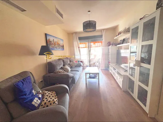 AMPLIO APARTAMENTO EN LA ZONA SAN JOSE - foto 3