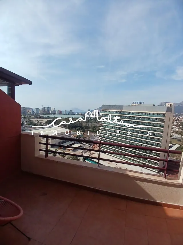 Ático en venta en edificio Coral Beach, Calpe. - foto 4