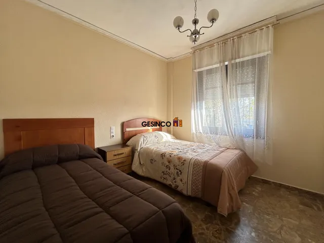 VIVIENDA EN ROTGLA Y CORBERA CON AMPLIAS POSIBILIDADES — 16