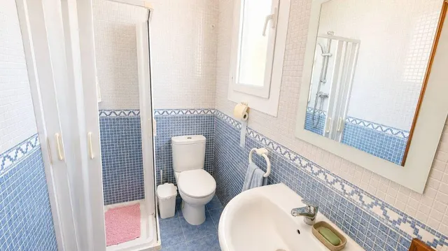 MAGNIFICO CHALET ADOSADO CON GRAN PARCELA, JARDIN Y PISCINA PRIVADA — 17