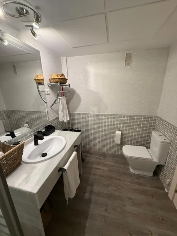 Apartamento en Alquiler en San Roque Cádiz — 27
