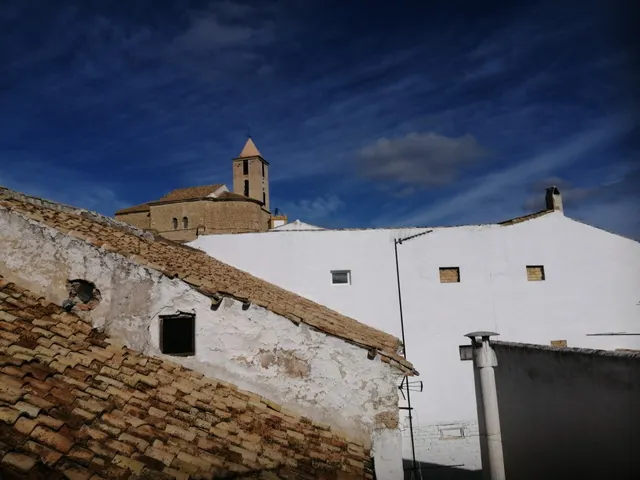 Ideal cómo inversión o si desea vivir en un pueblo con encanto como es Iznájar (Córdoba). — 35