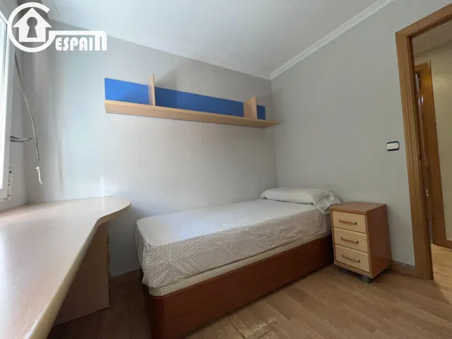 ¡Piso de 3 dormitorios y un baño para entrar a vivir! — 17