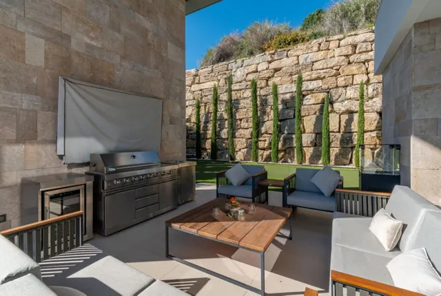Chalet 4 habitaciones 640m² en venta - Costa del Sol — 10