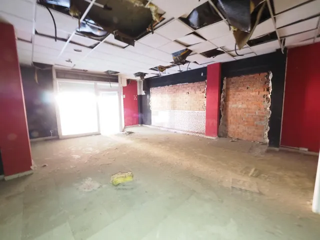 SE VENDE LOCAL COMERCIAL EN OLESA DE MONTSERRAT - foto 4