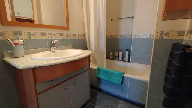 AVC INMOBILIARIO VENDE PISO — 24