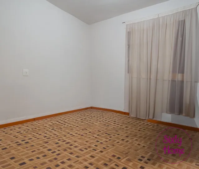 Casa independiente para reformar con almacén en Alconchel de Ariza — 10