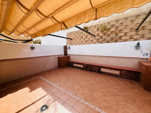 IMPECABLE CASA ADOSADA EN BENALMÁDENA PUEBLO CON VISTAS DESPEJADAS Y AL MAR DESDE LA PLANTA ALTA — 13