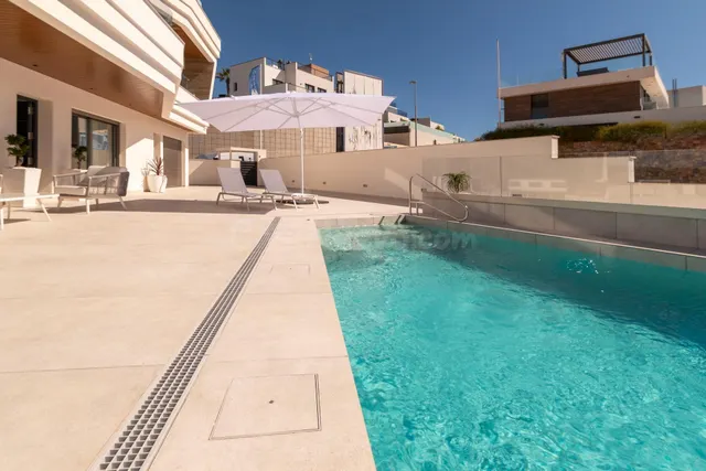 Vista Azul XXX Village Campoamor: Estilo de vida Premium en  - foto 3