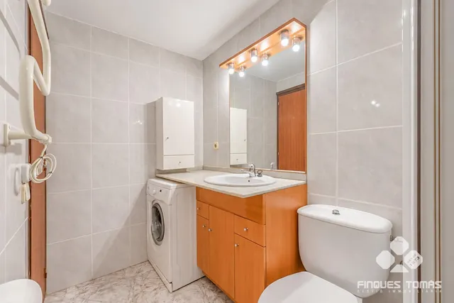 Piso con balcón en Segur de Calafell — 12