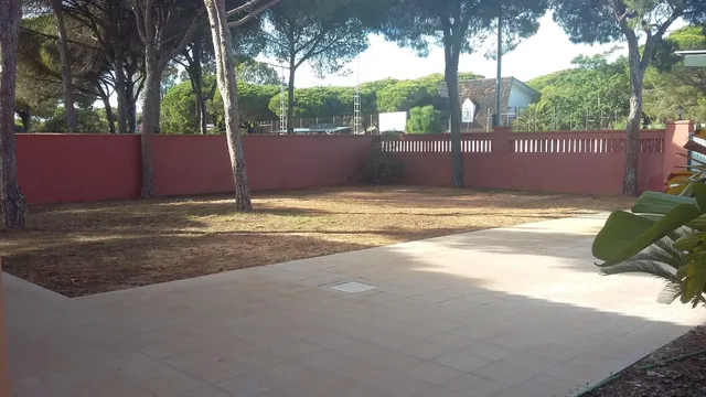 Gran chalet a 800 metros de la playa de La Barrosa en parcela de 1200 m2 — 7