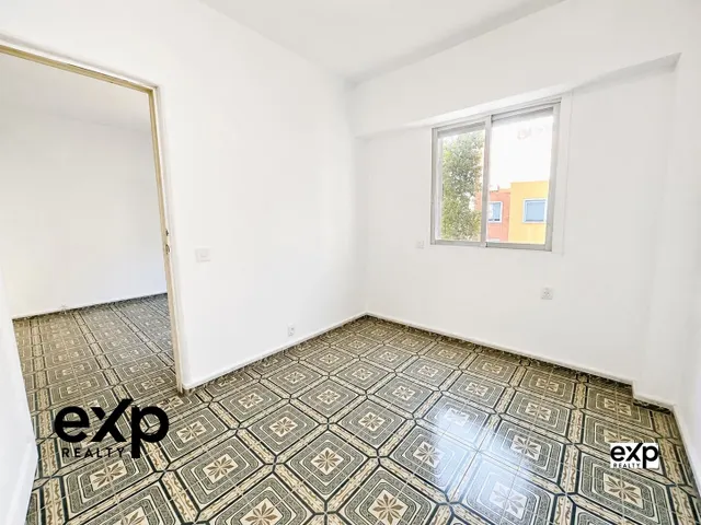 PISO EN AVENIDA DEL CID — 18
