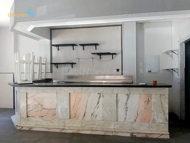 BAR EN PLENO CENTRO DE VALDEPASILLAS PARA ENTRAR A FUNCIONAR YA — 3