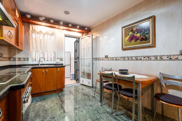 UNA CASA CON ALMA EN EL CORAZÓN DE ALMERÍA: 278 m2 Y DOS TERRAZAS PARA DISFRUTAR — 13