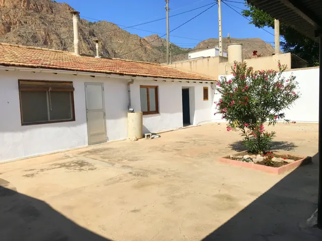 CASA DE PUEBLO EN LA APARECIDA — 16