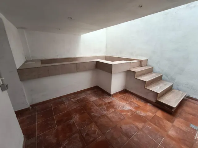 Exclusiva casa de pueblo completamente rehabilitada con piscina interior, terraza y parking en el centro de el Vendrell — 35
