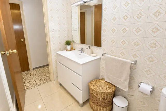 Se vende piso en una de las mejores zonas. — 5
