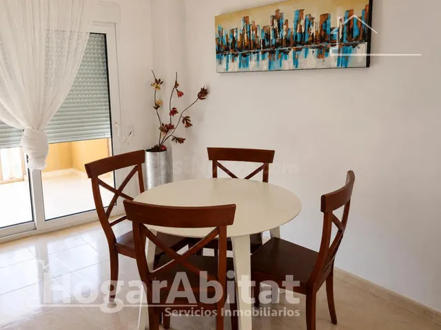 SEMINUEVO PAREADO CON PISCINA Y GARAJE EN URBANIZACION EL BO - foto 4