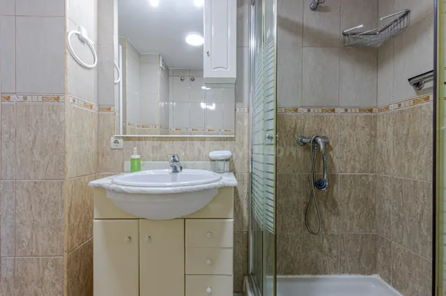 1 DORMITORIO EN BENAL BEACH !! — 4