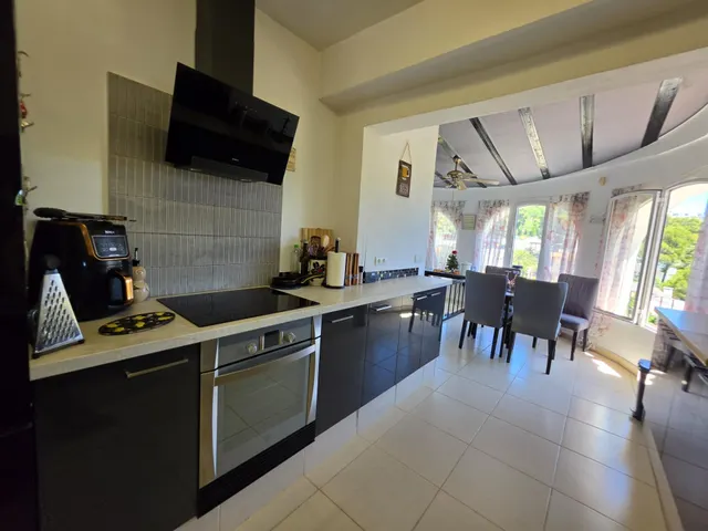Villa mediterránea con vistas al mar y al valle en Benissa Costa – Montemar — 8