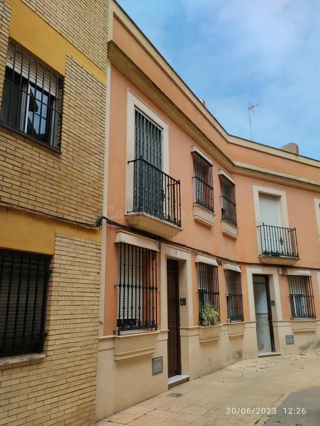 VENTA DE CASA ADOSADA EN PALMA DEL RÍO (CÓRDOBA) - foto 4