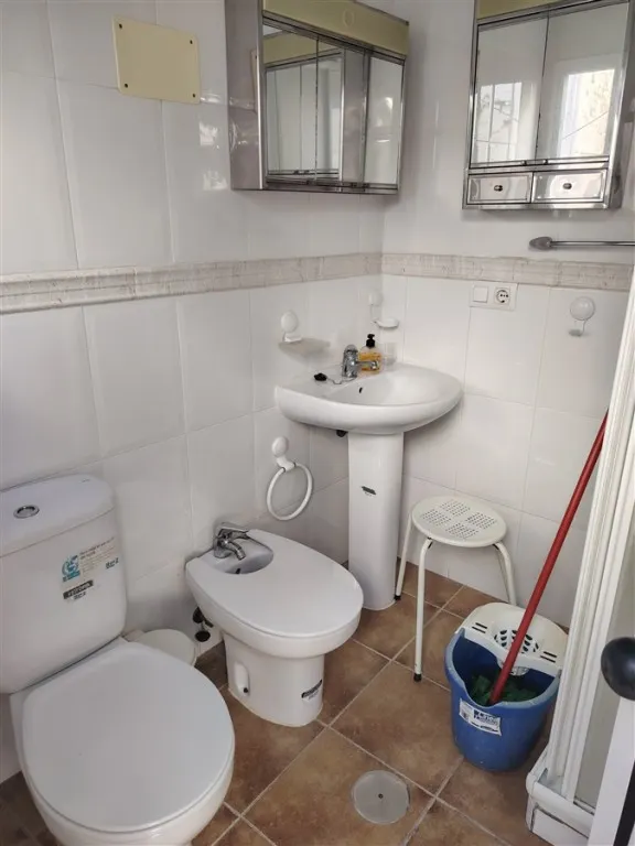 Casa de pueblo en Venta en Cortes De La Frontera Málaga - foto 4