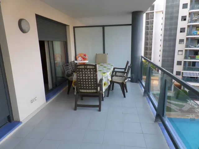 SE VENDE EN CALA DE VILLAJOYOSA APARTAMENTO DE 2 DORMITORIOS - foto 4
