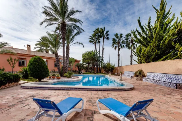 Villa 5 habitaciones 568m² en venta - San luis — 31