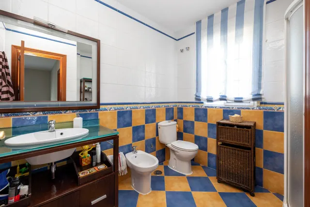 Preciosa Casa Pareada en Urbanización El Ventorrilo (Vegas del Genil) — 40