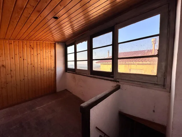 SE VENDE CASA ADOSADA EN BERGA — 36