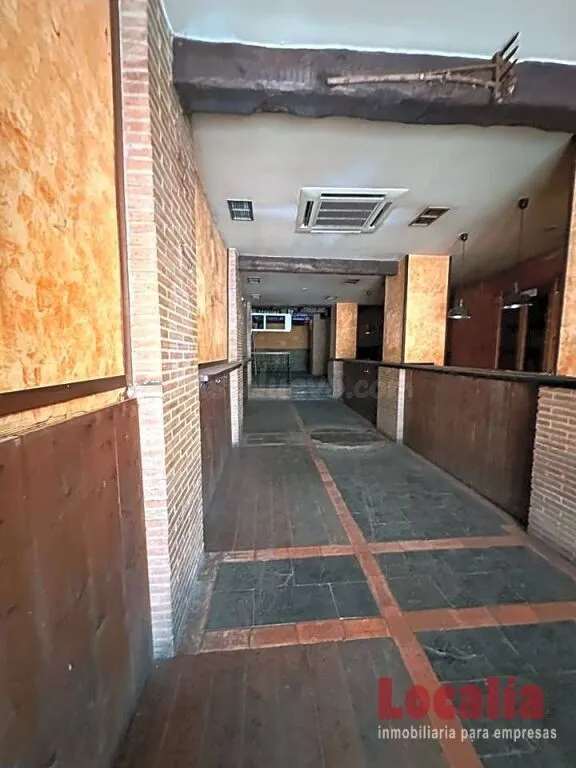 Local para inversión en el centro de Torrelavega - foto 2