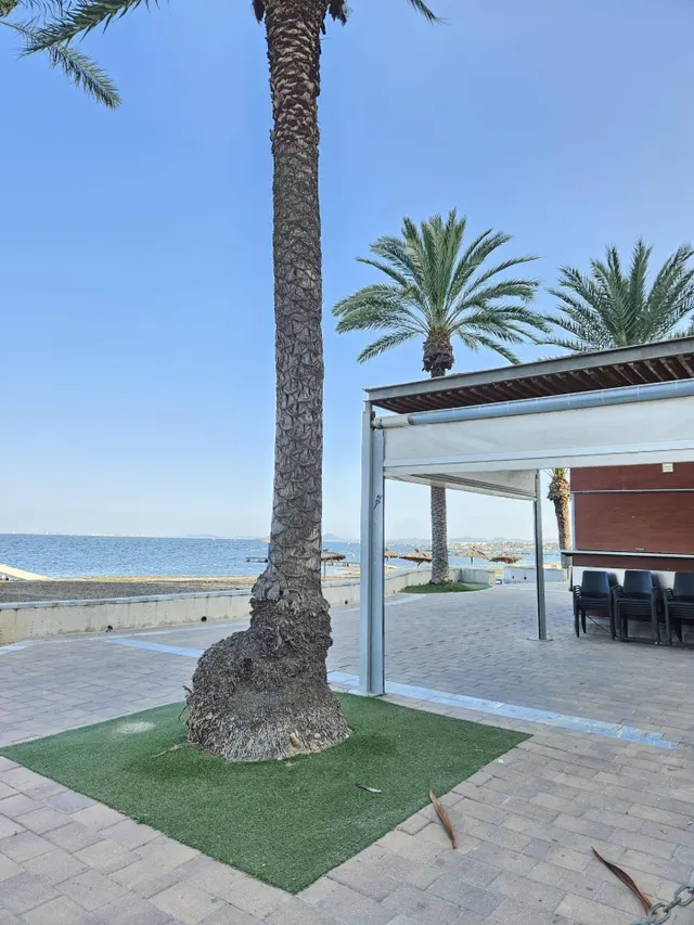 Moderno piso a un paso de la playa en Santiago de la Ribera — 23