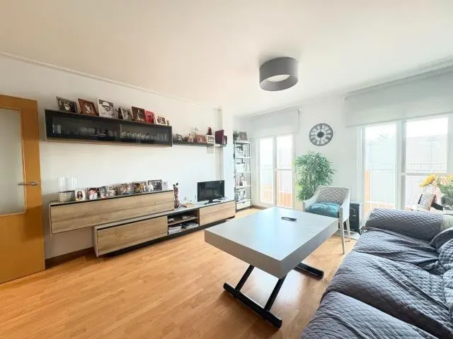 Piso 3 habitaciones en venta - Avenida libertad - foto 3