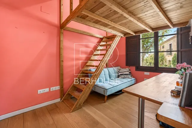 Piso con jardín privado en finca catalogada - Teià centro — 18