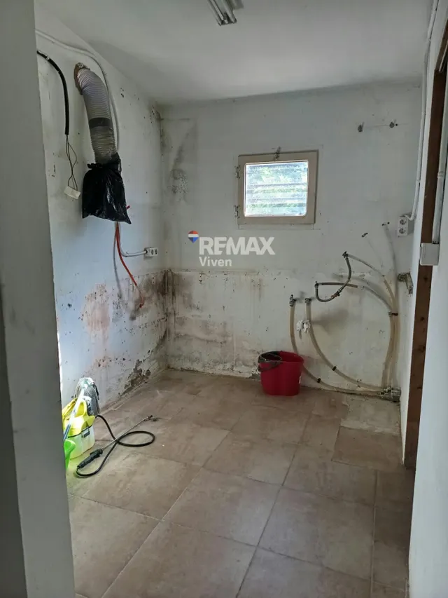 Casa en construcción con muchas posibilidades — 24