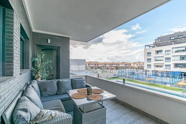 Exclusiva vivienda en Residencial Nevada — Urbanización de lujo junto al Centro Comercial Nevada — 17