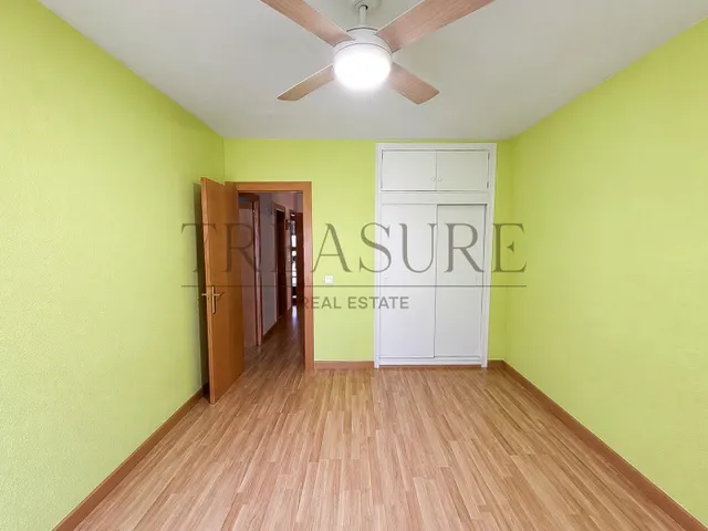 Chalet pareado reformado con garaje y cuatro dormitorios en Cabezo de Torres — 32