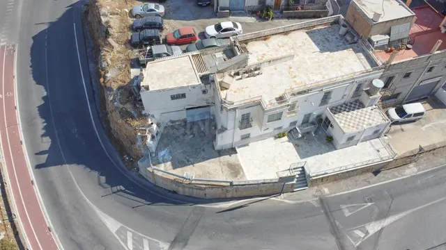 Edificio con 4 apartamentos y un garage en Macael - foto 5