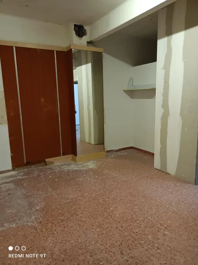 LOCAL COMERCIAL AL CASC ANTIC DE 100m2 AL LADO DEL JUZGADO — 9
