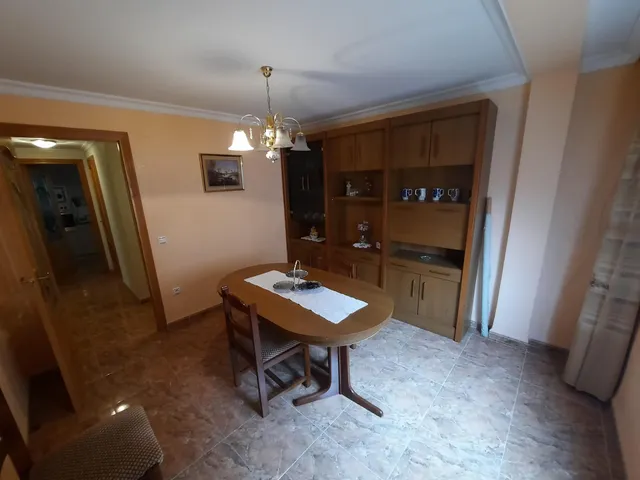 VIVIENDA DE 4 DORMITORIOS EN CAUDETE — 3