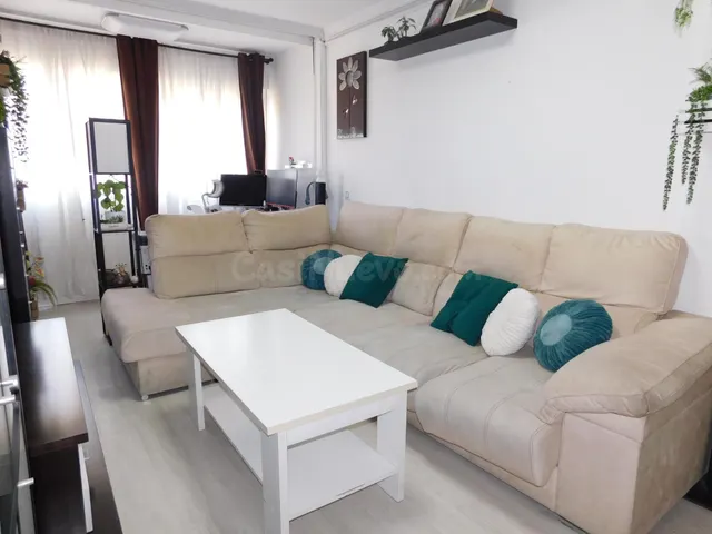Piso de 3 Dormitorios, 1 baño instalación de Ascensor en 2.0 - foto 2