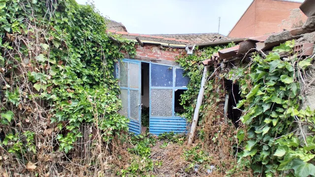 Urbis te ofrece una casa en venta en Garcihernández, Salamanca. — 46