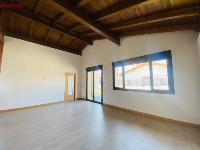 Chalet en venta en Haro — 7