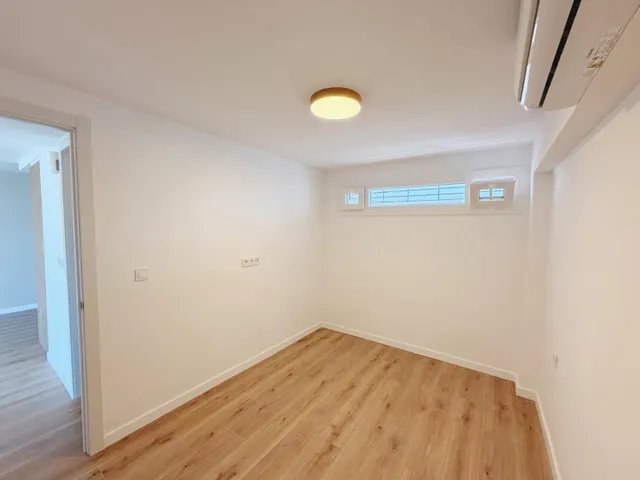Piso en venta en Avenida de la Telefónica — 29