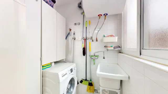 PISO DE TRES DORMITORIOS CON PISCINA CLIMATIZADA, GIMNASIO Y SAUNA EN SAN PEDRO DEL PINATAR — 11