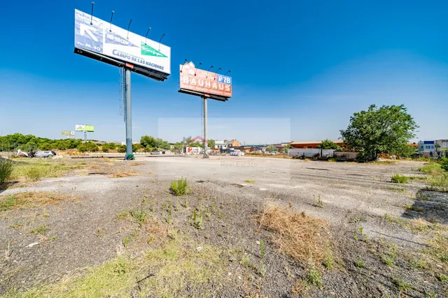 Terreno barajas 6.460m2 - suelo terciario - industrial -hospedaje — 6