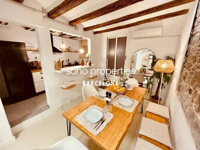 Dúplex de diseño de 110 m2 con 2 suites y acceso independien - foto 2