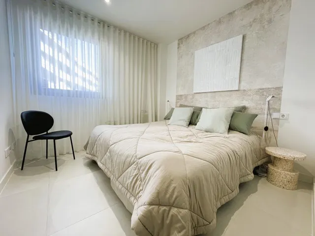 En venta: Espectacular ático de 2 dormitorios con jacuzzi privado y licencia de alquiler vacacional en Higuerón West, Costa del Sol — 11