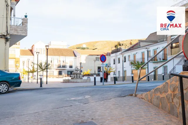 SE VENDE LOCAL COMERCIAL EN FREILA – POSIBILIDAD DE CAMBIO A - foto 2